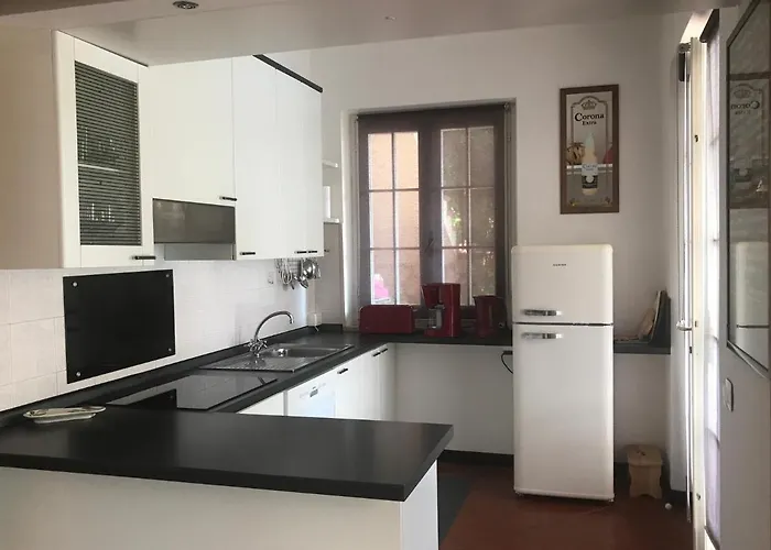 Ca Bianca 아파트 *