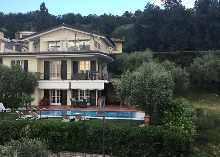 Ca Bianca 아파트 *